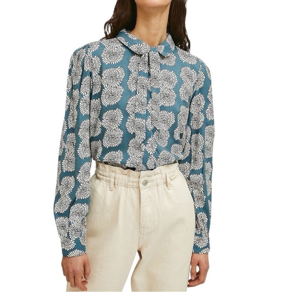 Floral Blue Women's Top - Picture 1 of 13